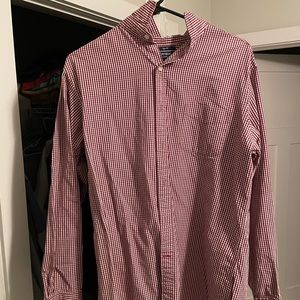 Size large men’s Creimeux long sleeve button down shirt.